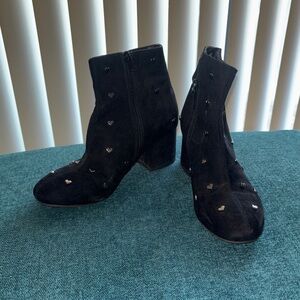 Black Heart-Embellished Ankle Boots